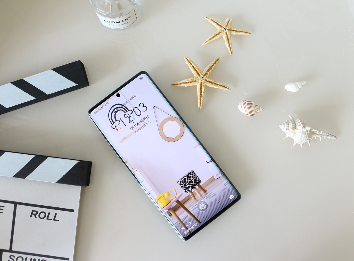 荣耀70评测：颜值才华兼备，旗舰IMX800要你好看，五星好“屏”