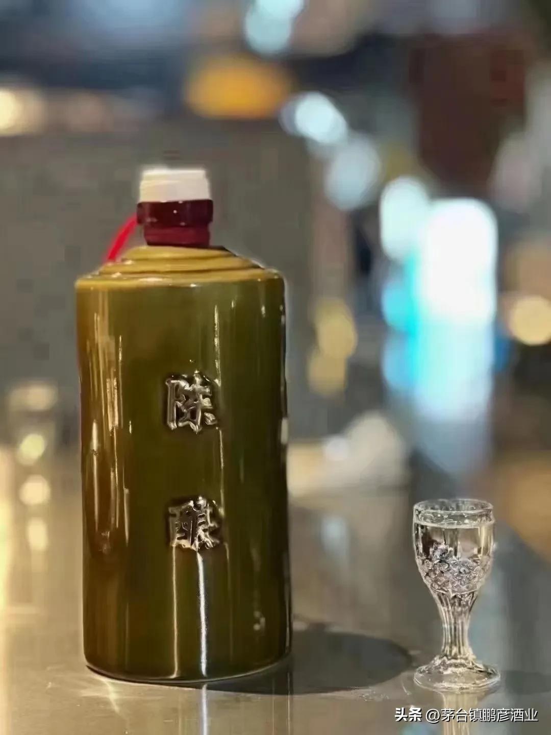 茅香坤沙酒跟酱香坤沙酒怎么区分,贵州茅台酒的酱香与茅香的区别