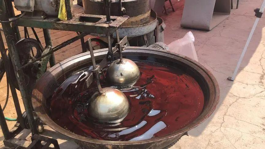 街边磨芝麻油是不是真的,街边现磨的芝麻油