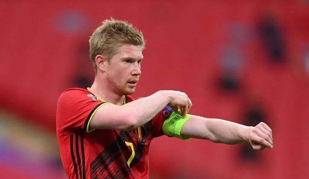 逗妹吐槽：丁丁比利时队长裤袜队副，不怕裤袜再一次“转正”？