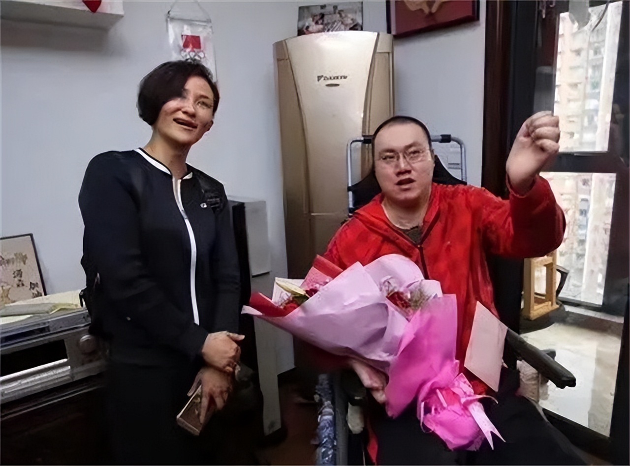 排球运动员汤淼的母亲为何改嫁了,汤淼现家庭状况