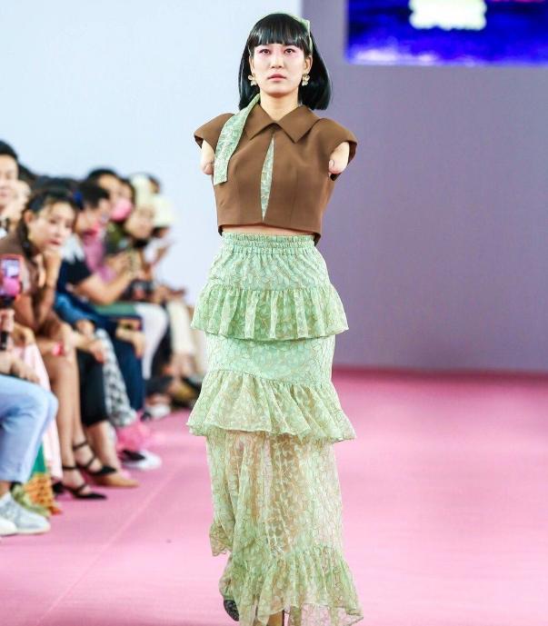 无臂女孩雷庆瑶结婚了吗,无臂女孩雷庆瑶