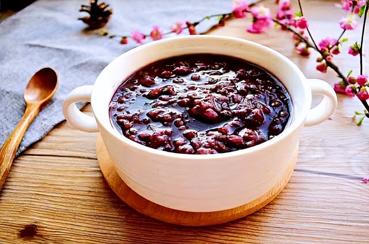 常吃黑米会解黑便吗,常吃黑米粥有什么好