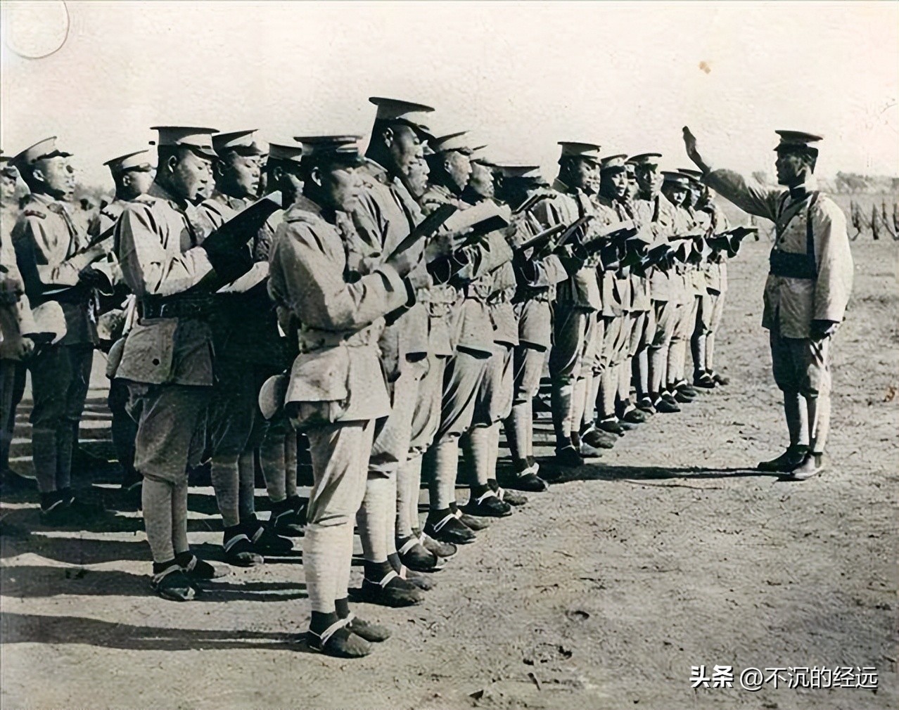 民国初年北洋集团盛极一时，为何袁世凯一死，就四分五裂了呢