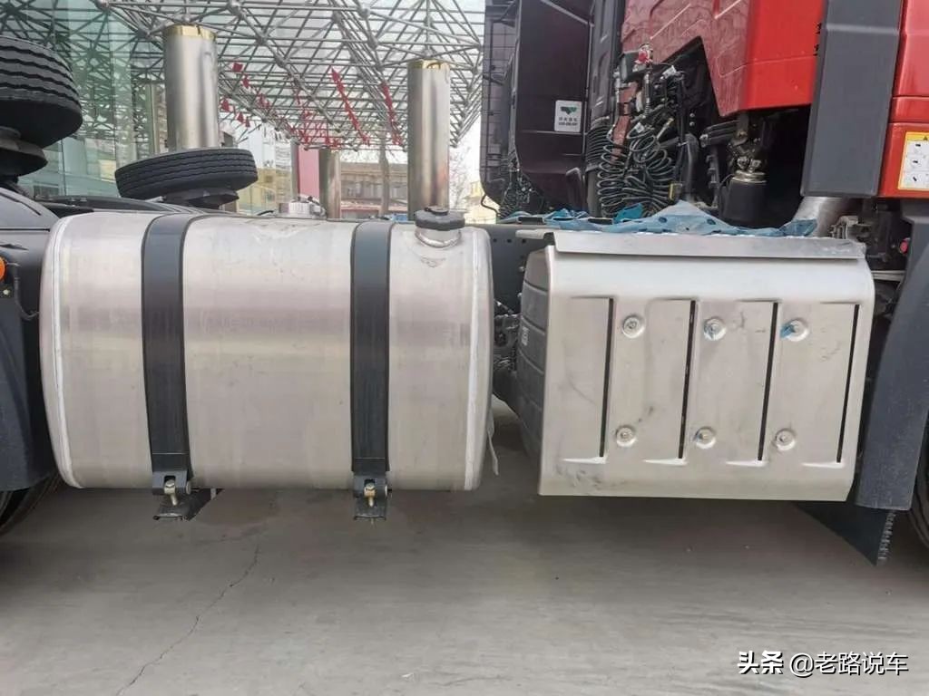 合肥解放j6p560马力牵引车报价,解放j6创富版220马力介绍