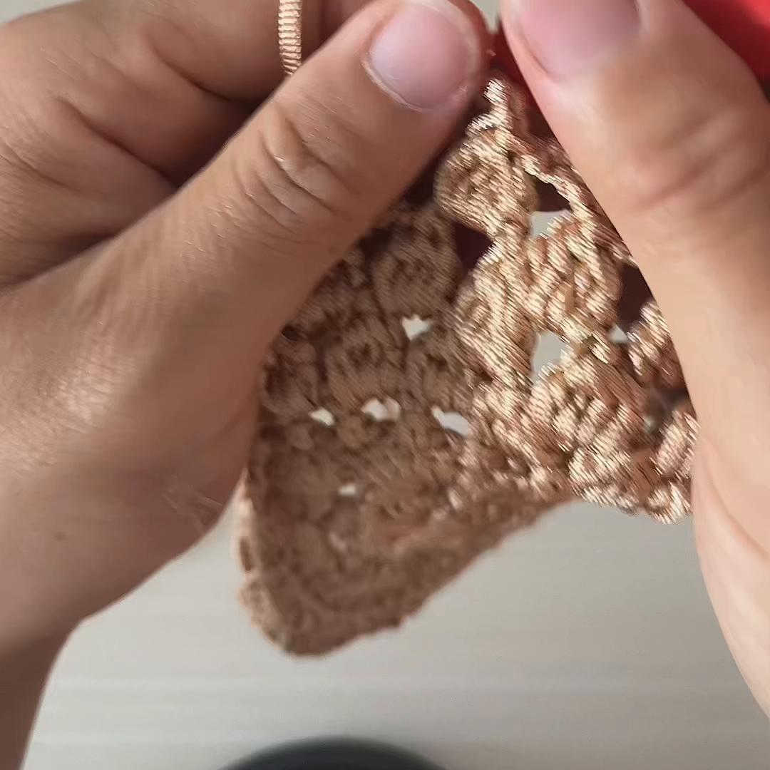 樱花护耳帽的全教程,钩樱花帽完整视频教程