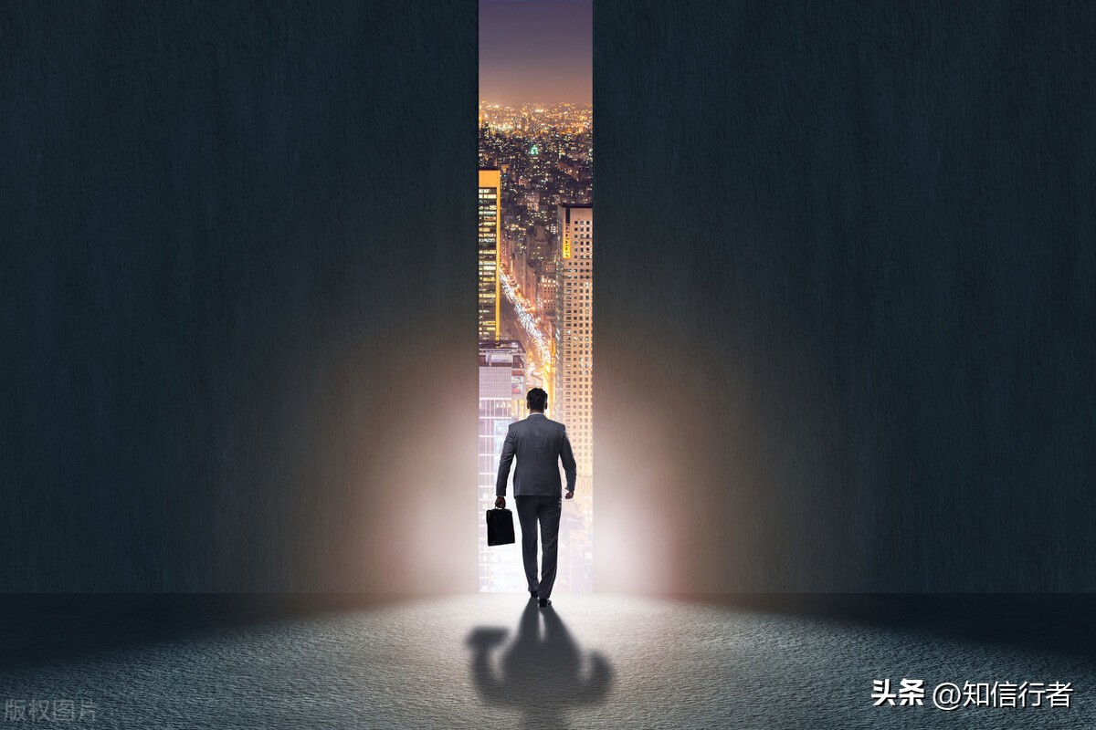 逆向思维赚钱的方式有哪些,逆向思维赚钱1000倍的新方法