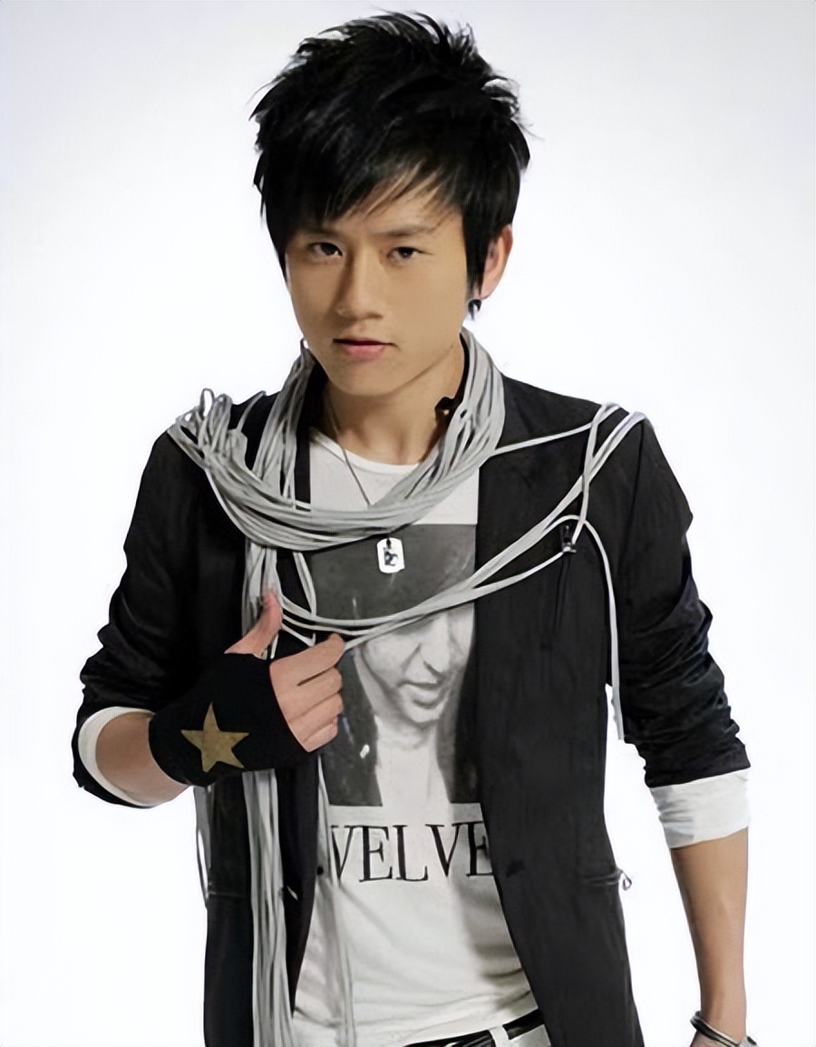 出生在小县城,出生在小县城里