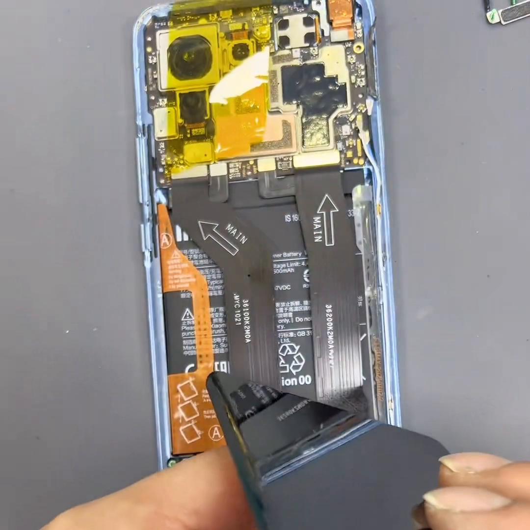 小米11换外屏要拆电池吗,小米11换外屏内屏被偷换
