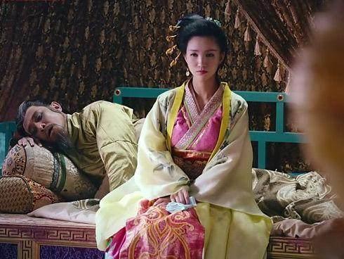 曹操被张绣打,三国曹操因为什么跟张绣反目成仇