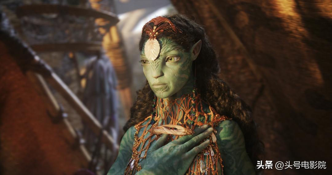 豆瓣8.4开分！揭秘《阿凡达2》主角：73岁奶奶演少女，70岁演反派