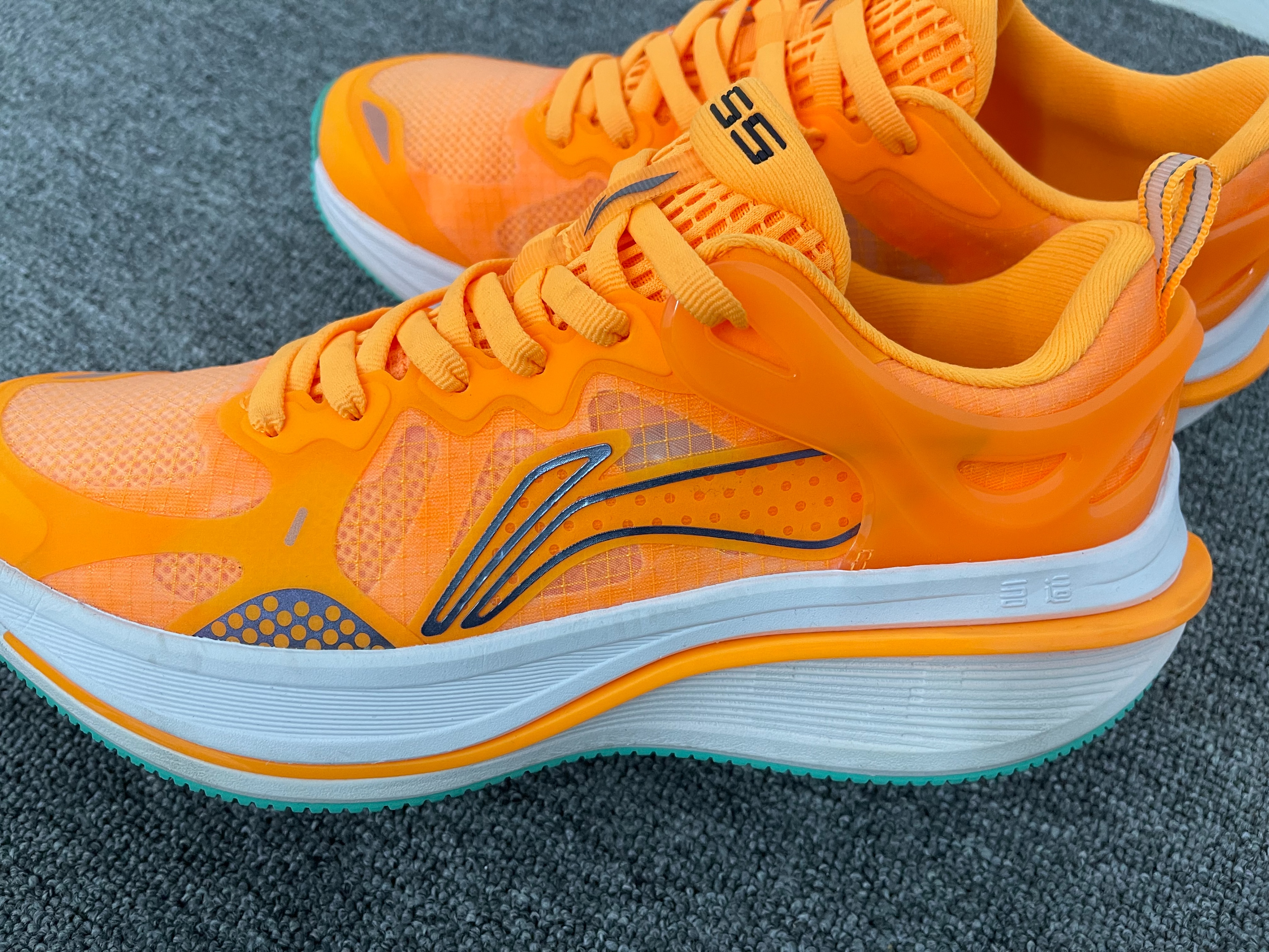 吾适lite2.0是什么中底,吾适lite2.0真实测评