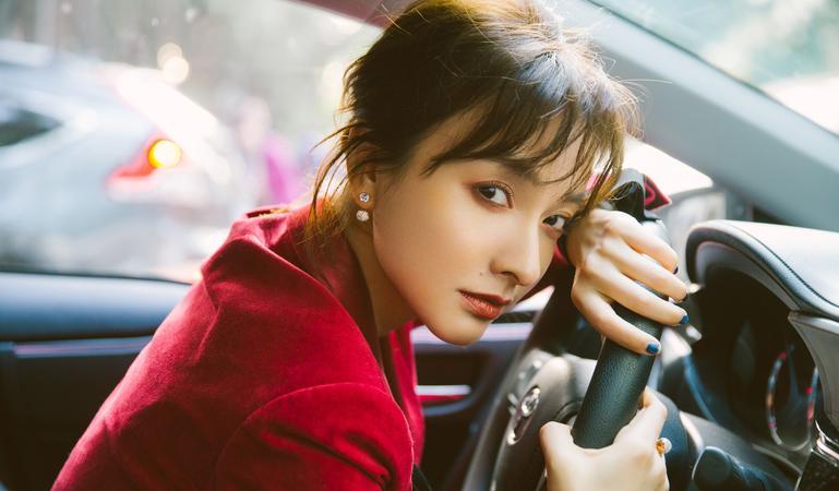 刘流是赵本山徒弟吗,刘流和李金斗同台