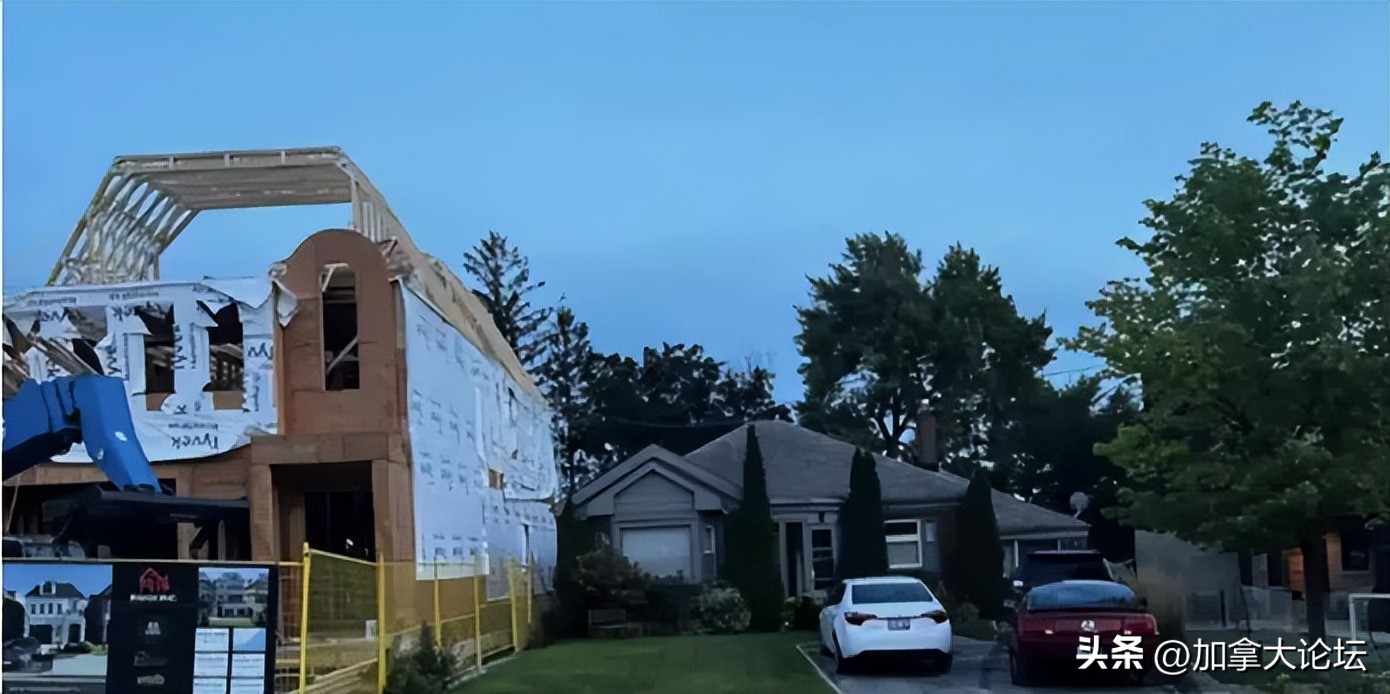 多伦多又有「怪兽屋」拔地而起连盖两栋