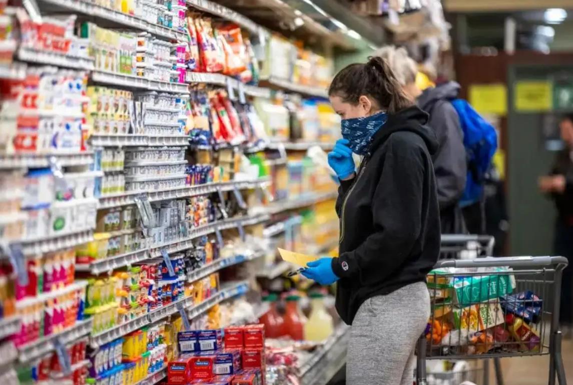 光伏产业率先“服软”，美对华关税政策要转向？