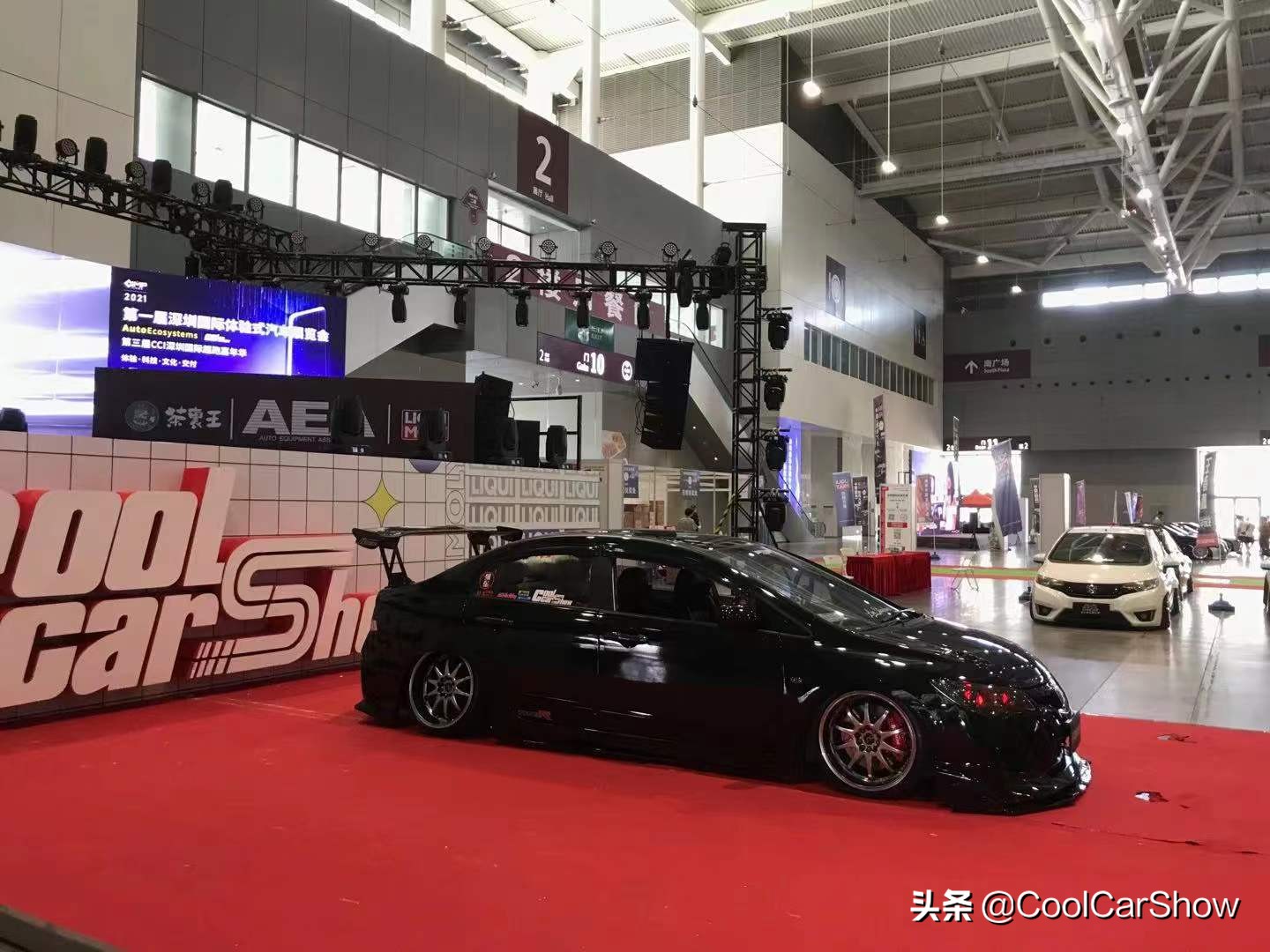 从姿态到竞技，AT换MT，这位车友是如何被八代思域“毒害”的？