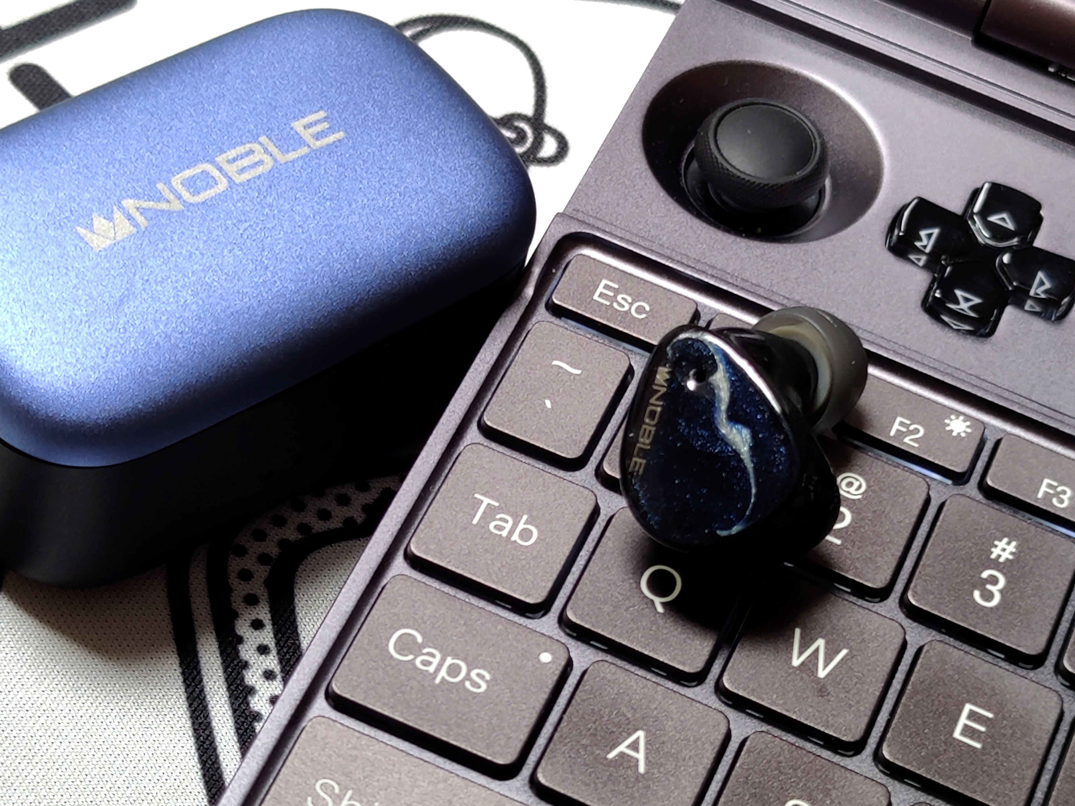 Tws磁吸蓝牙耳机评测,tws空气传导蓝牙耳机