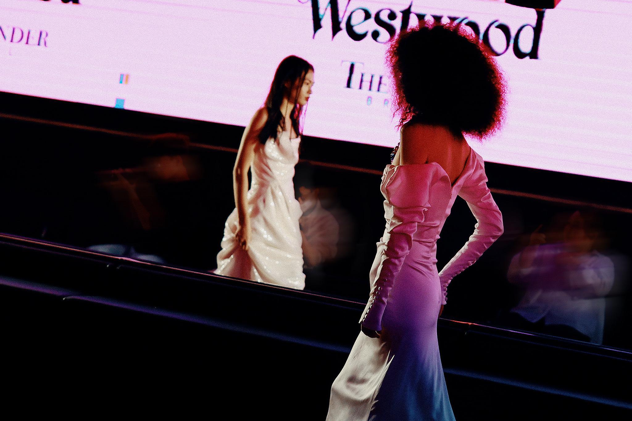 vivianwestwood高定婚纱,viviwestwood婚纱