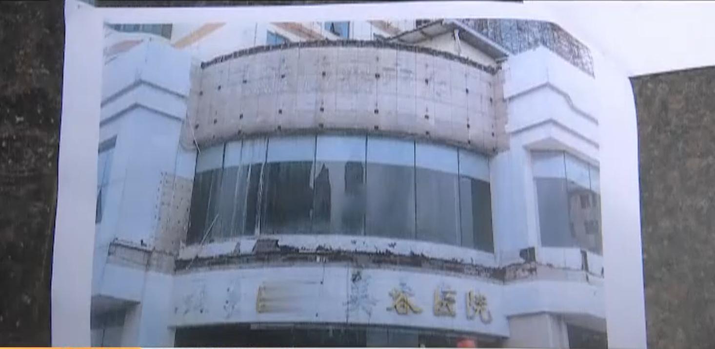 800万胸部整形,女子花27万做整形胸部