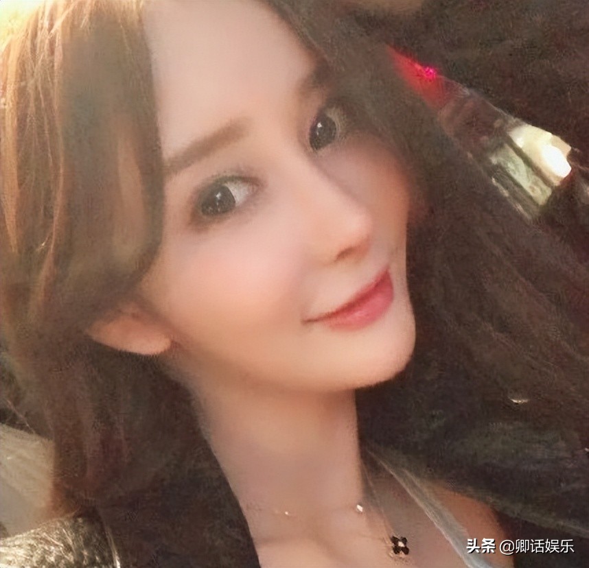 浙江富二代，花3亿追网红女，骗王思聪1.7亿，下场大快人心