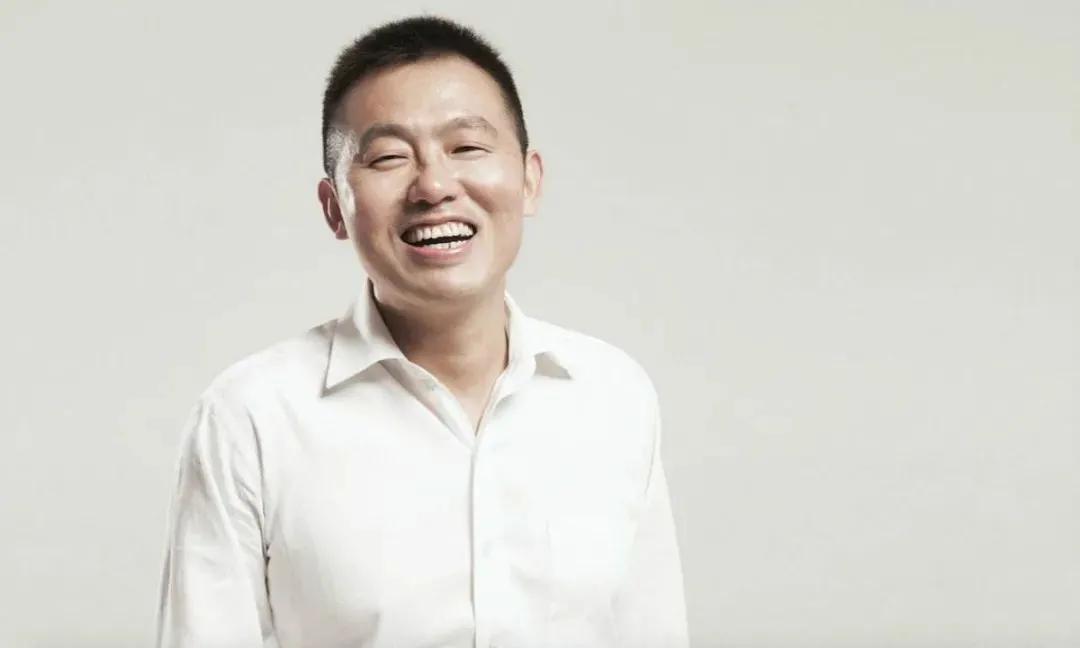 出狱的天才，造神的牛人：从PPT到新车，这场资本棋局，懂了没？