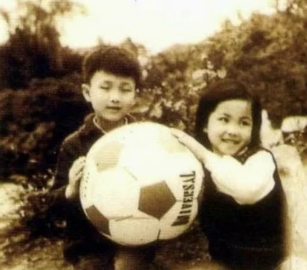 王菲爱过的5个男人,都是“弟弟辈”最小小11岁,她怎能下得了手