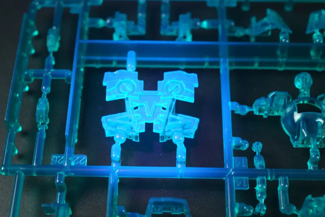 mg独角兽开箱,东京限定彩透独角兽