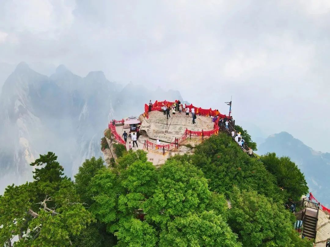 华山淡季旅游攻略,华山游玩季节推荐