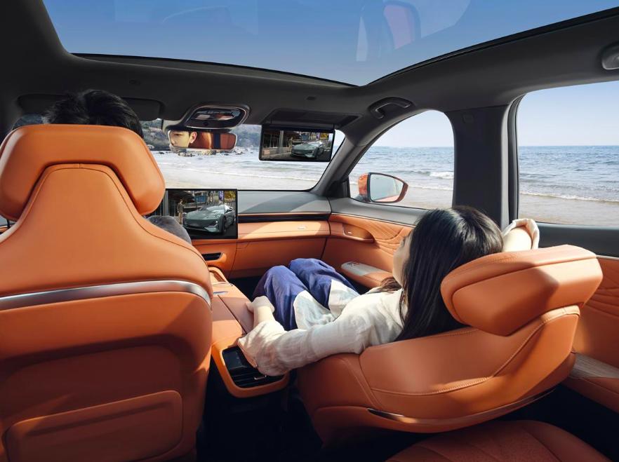 深蓝s7首发亮相,深蓝s7量产车实测