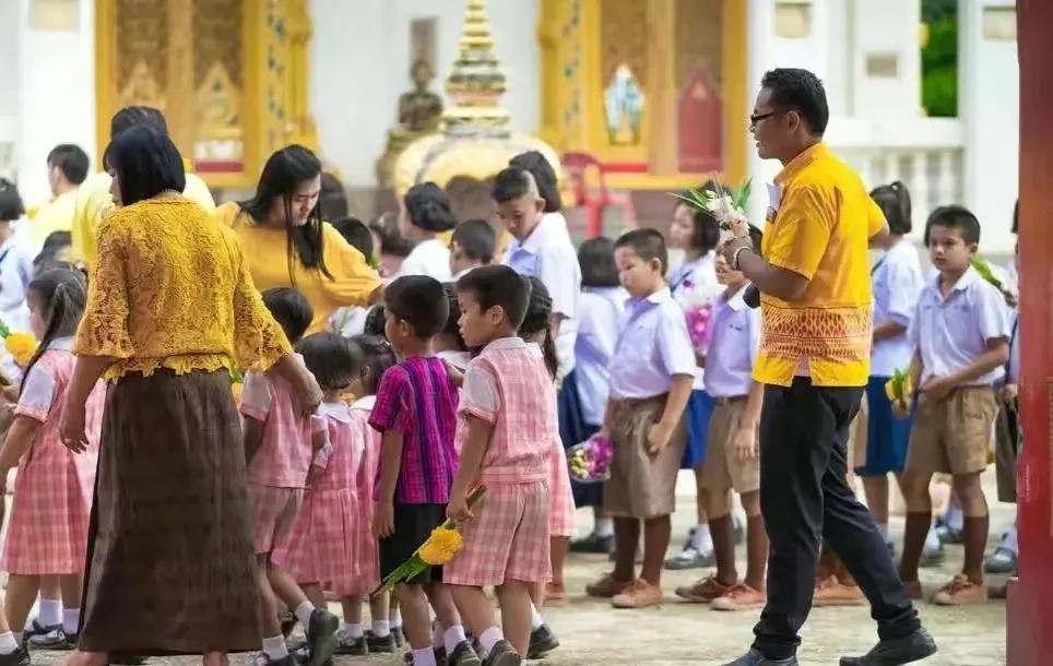 在泰国旅游如何省钱养老,泰国旅游居住养老