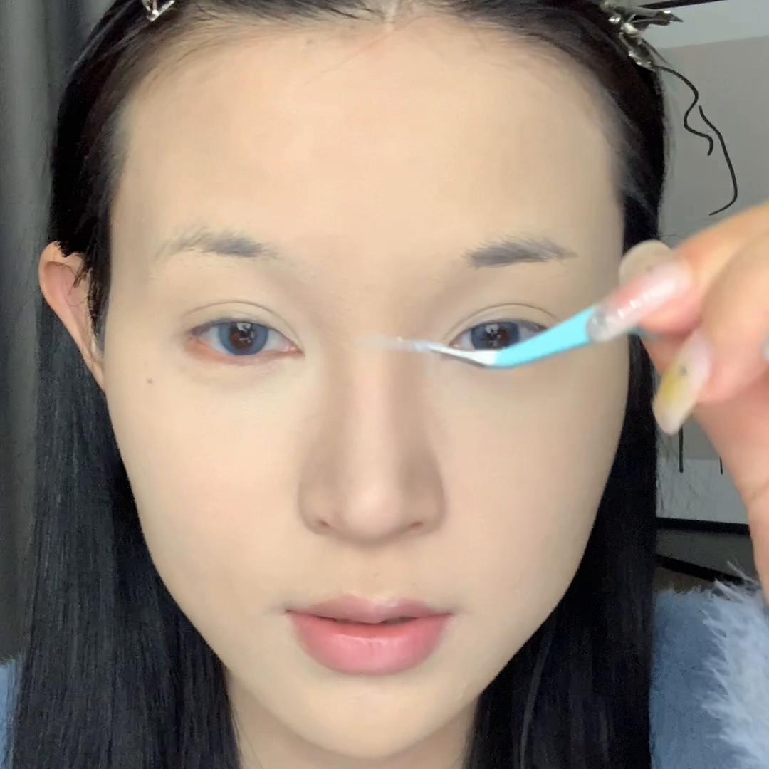 画漫画人物妆,适合所有人画的漫画妆