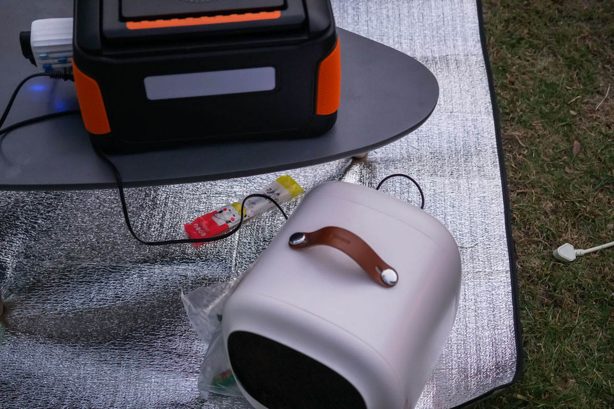 金威澎全兼容快充10000mah,支持80w无线充电