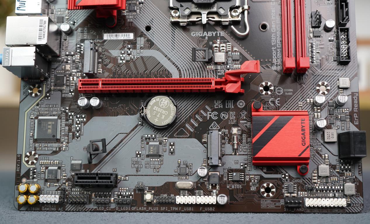 技嘉b760魔鹰小板测评,技嘉B760m魔鹰主板