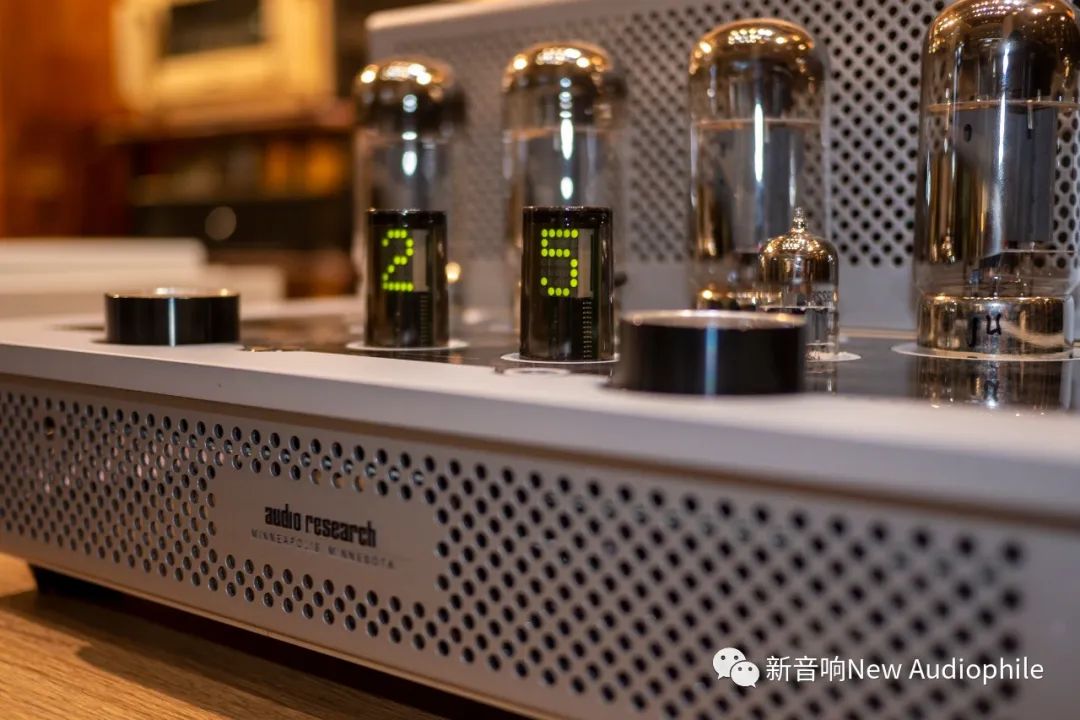 生动大气、温暖细致、回味绵长AudioResearchI/50电子管合并功放
