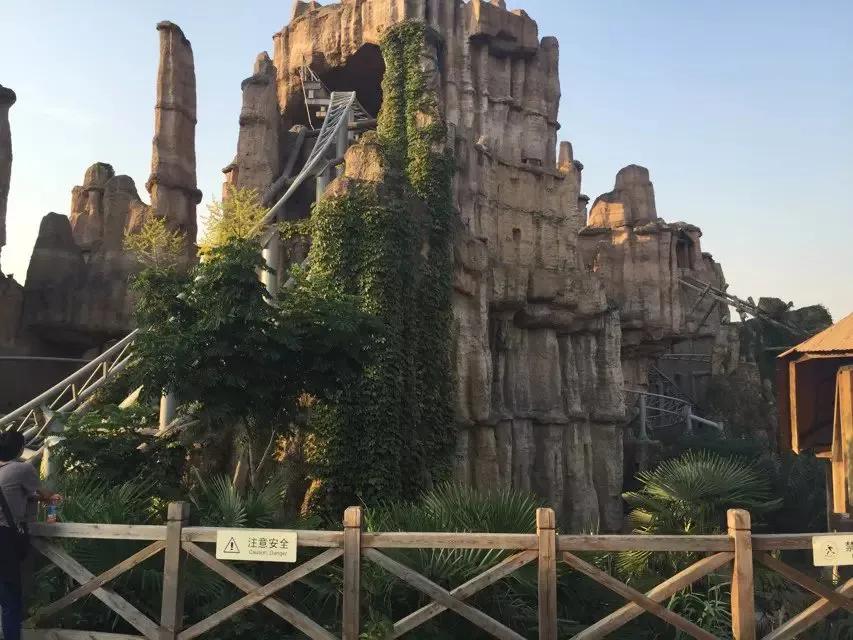 上海欢乐谷体验,上海欢乐谷奇幻之旅