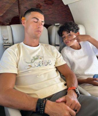 贝克汉姆婚内多次出轨,梅西和c罗和贝克汉姆