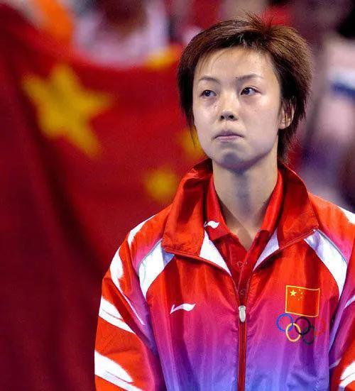 国乒女队王楠,王楠张怡宁女乒团体比赛视频