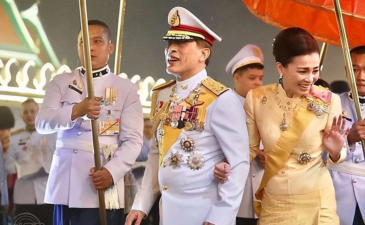 泰国政变及泰国政局,泰国正式解散议会什么意思