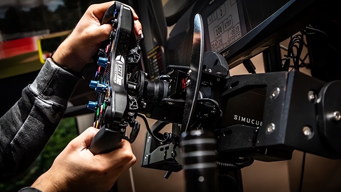 最顶级赛车模拟器全套设备,赛车模拟器入门全套游戏推荐