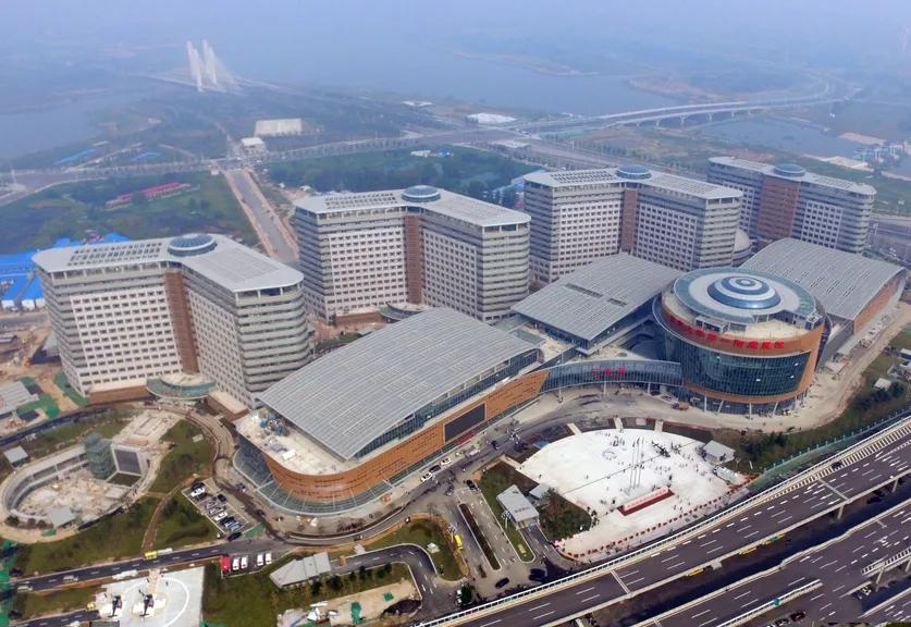 郑州最大医院营业收入,郑州大学第一附属医院口腔医院