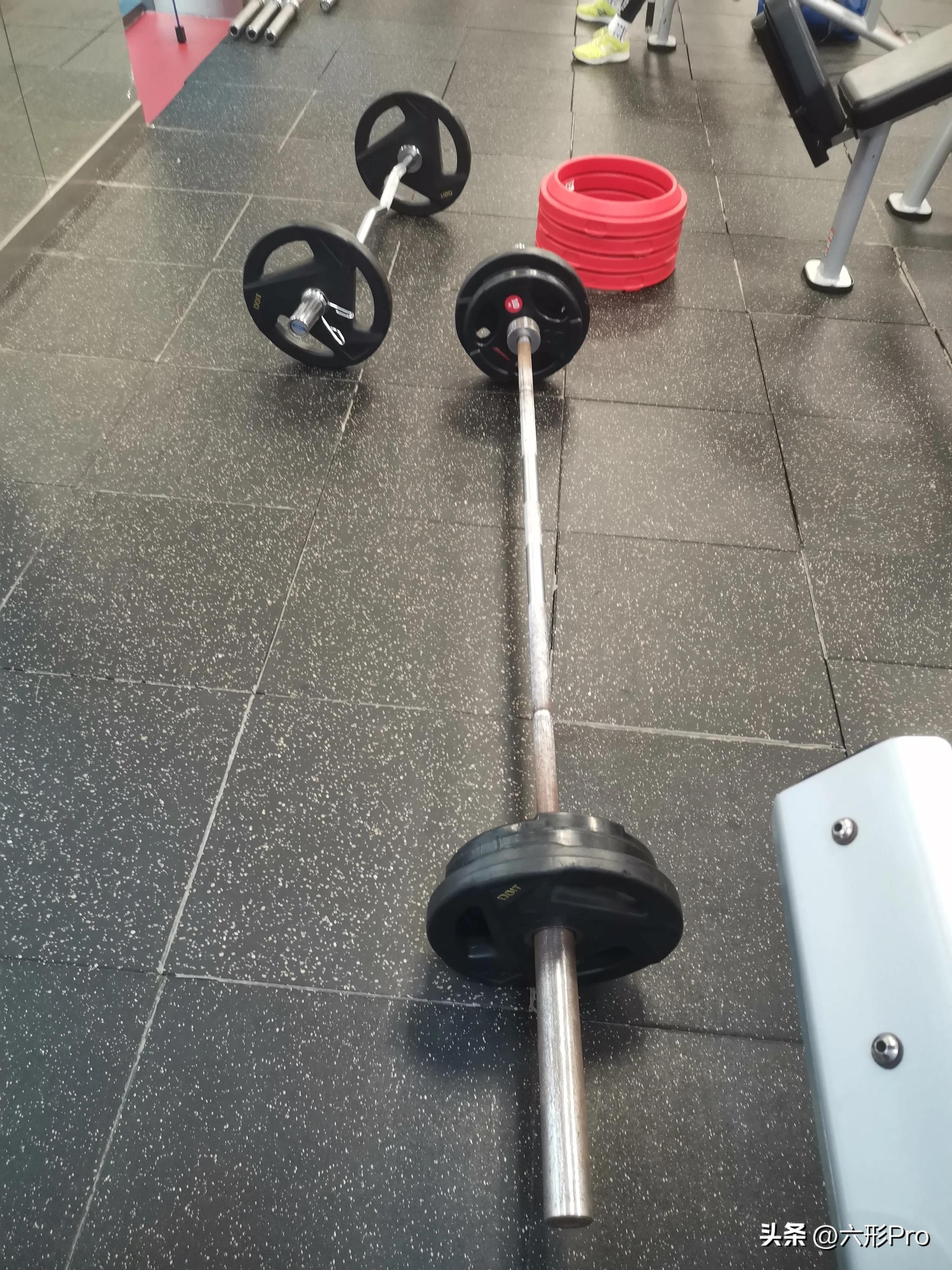 健身房力量训练器械有哪些,健身房器械入门全套