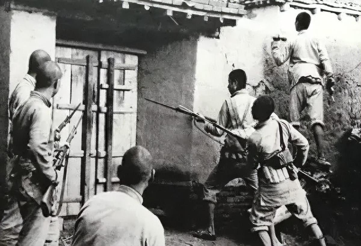 日军日记:*安妇慰**不服从管教,我很愤怒,用*刀刺**插入她的*体下**