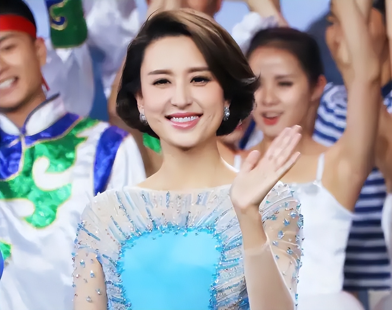 杨帆和妻子李枫哪年结的婚,杨帆妻子李枫简介