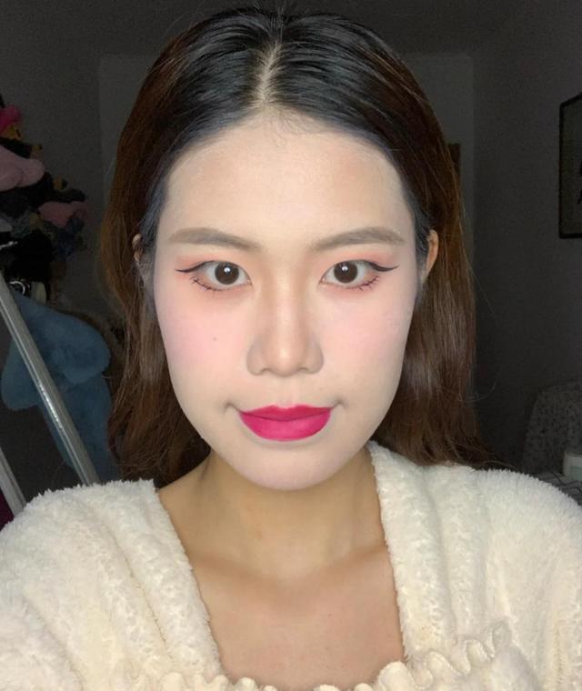 化妆后差别很大是什么原因,化妆不好看的原因