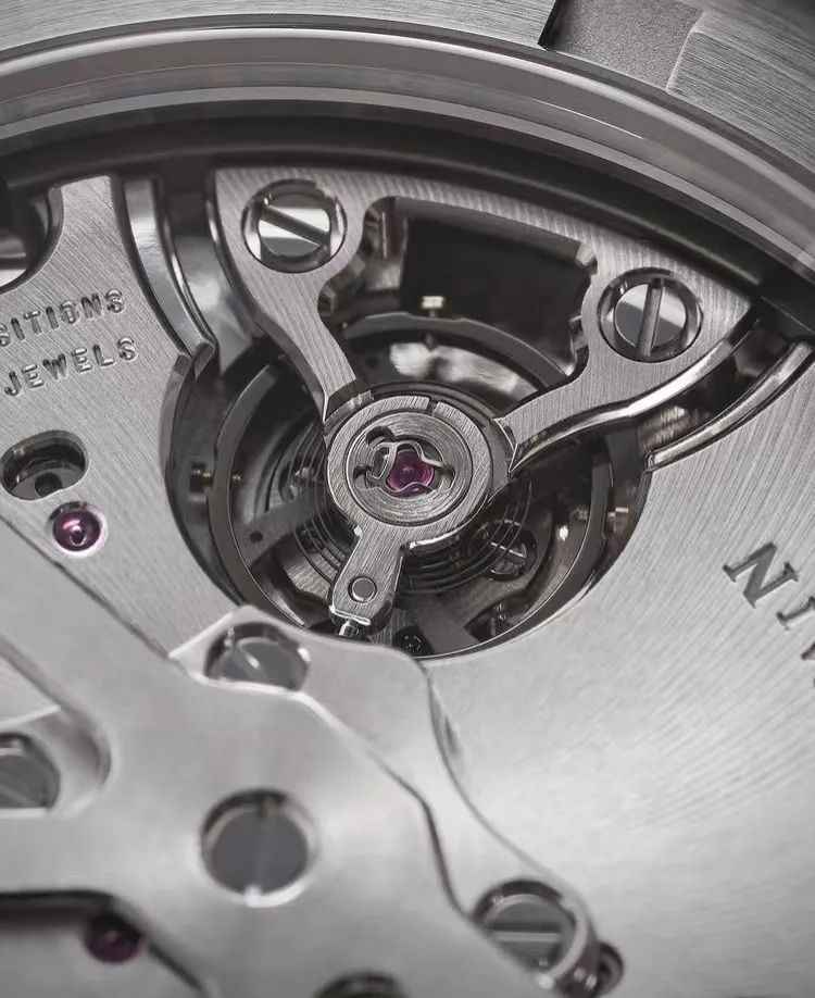 宝珀空军司令玫瑰金上手效果,宝珀空军限量计时表