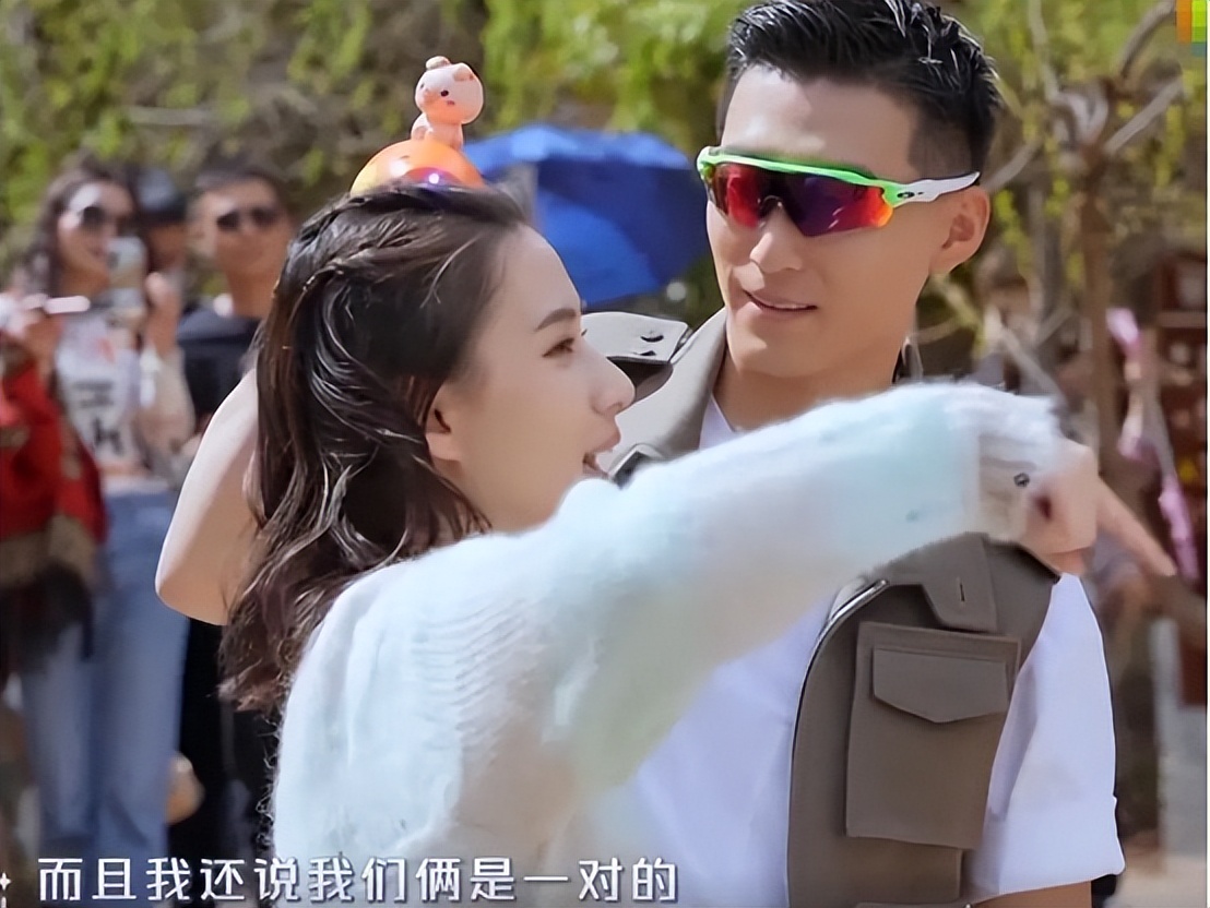 窦骁有多宠爱何超莲,窦骁为什么选择赌王千金