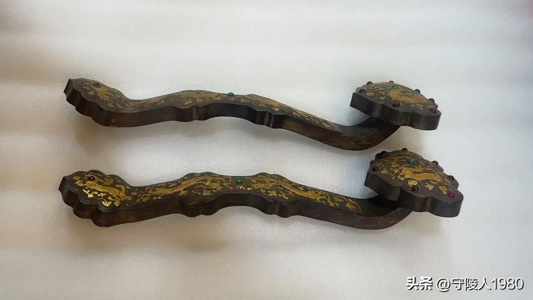 唐代铜鎏金錾刻工艺特征,錾刻鎏金铜包银如意