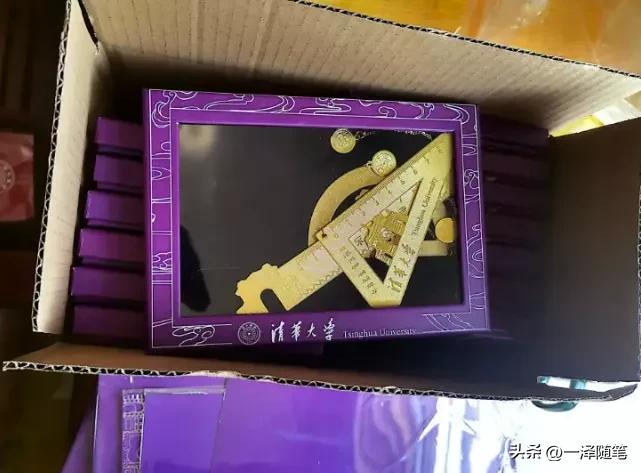 100万双眼睛盯着一个人，为什么还是发现不了真相？