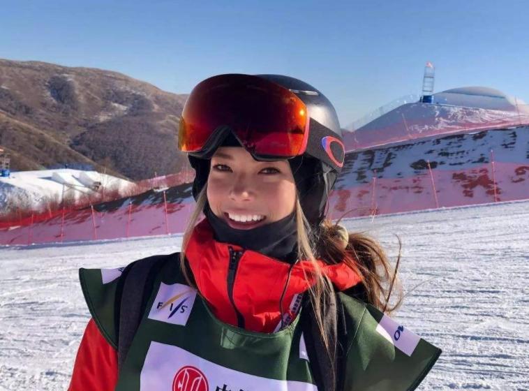 谷爱凌夺冠的妈妈,谷爱凌夺冠妈妈在哪