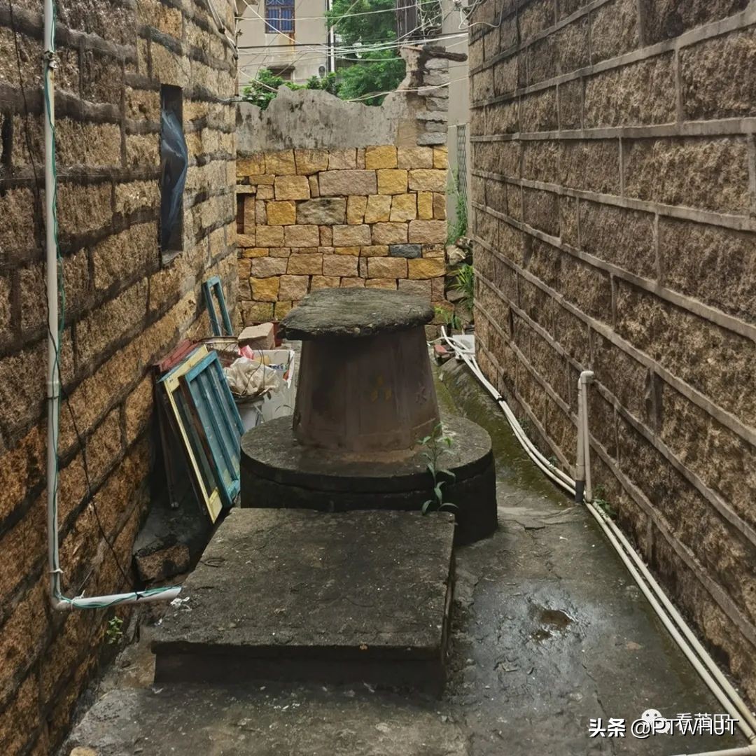 正荣地产有什么问题,正荣地产的标志